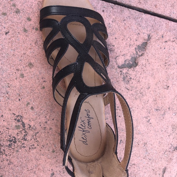 Black Sandals - Picture 4 of 5